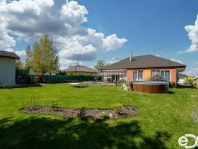 Prodej rodinného domu, Rostoklaty - Nová Ves II, 108 m2