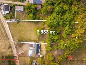 Prodej pozemku pro bydlení, Beroun, samota Na Vinici, 3833 m2