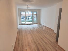 Prodej bytu 2+kk, Přezletice, Pod Zahrady, 102 m2