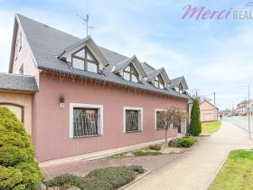 Prodej bytu 4+1, Staré Město, Velehradská, 160 m2