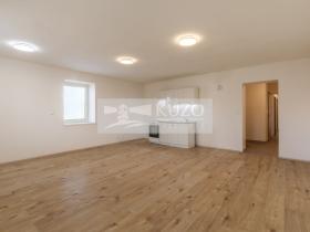 Prodej bytu 3+kk, Líšťany - Hunčice, Hunčice, 73 m2