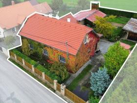 Prodej rodinného domu, Velký Chlumec - Malý Chlumec, 210 m2