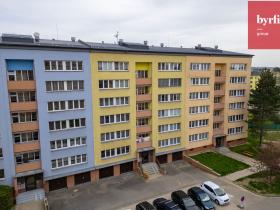 Prodej bytu 2+1, Opava, Holasická, 59 m2