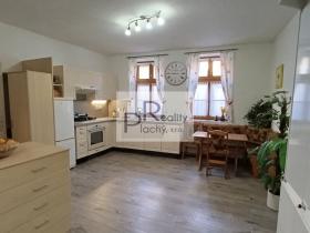 Pronájem bytu 1+kk, Znojmo, 30 m2