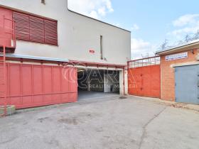 Prodej garáže, Praha, Na okraji, 20 m2