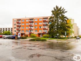 Prodej bytu 3+1, Sezimovo Ústí, K Hájence, 63 m2