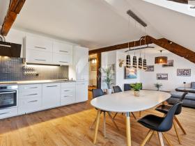 Prodej bytu 3+kk, Chrastava, náměstí 1. máje, 156 m2