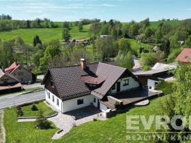 Prodej rodinného domu, Roprachtice, 460 m2