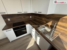 Prodej bytu 2+1, Sázava, Školská, 56 m2