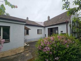 Prodej rodinného domu, Lány, Berounská, 150 m2