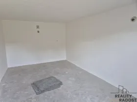 Pronájem garáže, Třinec - Dolní Líštná, 29 m2