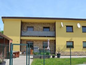 Prodej komerční nemovitosti, Bystřice, 220 m2