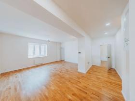 Prodej bytu 3+kk, Praha - Radlice, Na Farkáně III, 80 m2