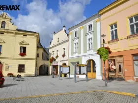 Prodej činžovního domu, Uničov, Masarykovo nám., 307 m2