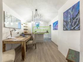 Prodej bytu 2+kk, Praha - Vršovice, Černomořská, 57 m2