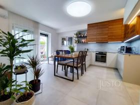 Prodej bytu 2+kk, Písek - Hradiště, Cihlářská, 137 m2