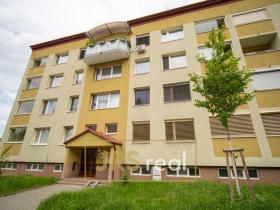 Prodej bytu 3+1, Uherské Hradiště, Jaroslava Staňka, 68 m2
