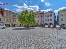 Prodej bytu 2+1, Hostinné, Náměstí, 70 m2