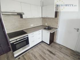Prodej bytu 2+kk, Praha - Vršovice, Vršovická, 76 m2