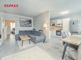 Prodej bytu 3+1, Kladno, Čs. armády, 67 m2