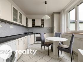 Prodej bytu 3+1, Opava, Liptovská, 77 m2
