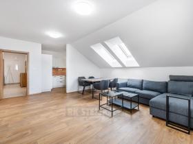 Prodej bytu 3+kk, Trhové Sviny, Za Pilou, 88 m2