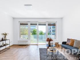Prodej bytu 1+kk, Praha - Strašnice, Názovská, 45 m2