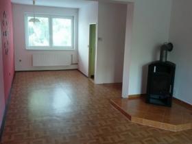 Prodej bytu 3+1, Zdounky, Farská, 81 m2
