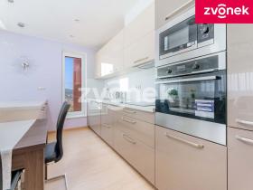 Prodej bytu 4+kk, Zlín, Podlesí I, 110 m2