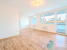 Prodej bytu 3+1, Praha, Zelenohorská, 65 m2
