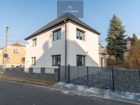 Prodej rodinného domu, Chuchelná, Petra Bezruče, 236 m2