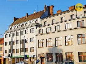 Pronájem obchodního prostoru, Uherské Hradiště, Všehrdova, 10 m2