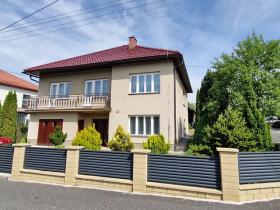 Prodej rodinného domu, Sehradice, 200 m2