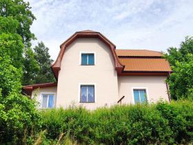 Prodej rodinného domu, Karlovice, 208 m2