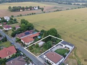Prodej pozemku pro bydlení, Srnojedy, 791 m2