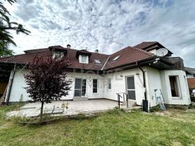 Prodej vily, Zeleneč, Štefánikova, 310 m2
