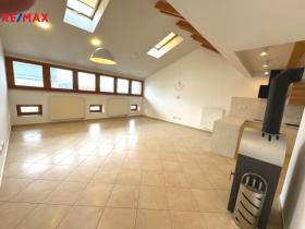 Pronájem bytu 4+1, Lanškroun - Lanškroun-Vnitřní Město, nám. J. M. Marků, 110 m2