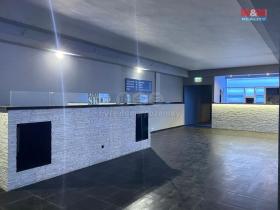 Pronájem obchodního prostoru, Hlinsko, Poděbradovo náměstí, 495 m2