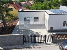 Prodej rodinného domu, Radim, 70 m2