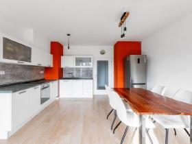 Prodej bytu 3+kk, Praha - Strašnice, Zvěřinova, 98 m2