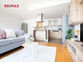 Prodej bytu 3+kk, Praha - Liboc, Naardenská, 100 m2
