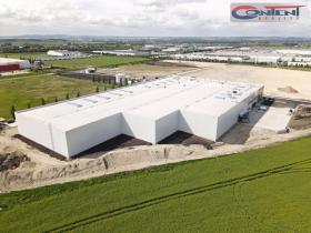 Pronájem výrobních prostor, Ovčáry, 3504 m2