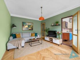 Prodej bytu 2+1, Nová Paka, Achátová, 47 m2