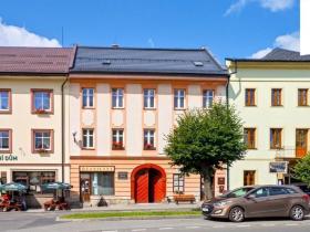 Prodej bytu 2+1, Staré Město, nám. Osvobození, 69 m2