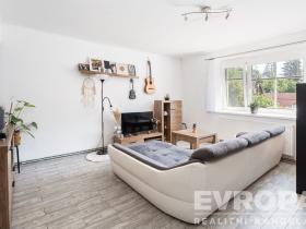 Prodej bytu 2+1, Stará Paka - Karlov, 63 m2