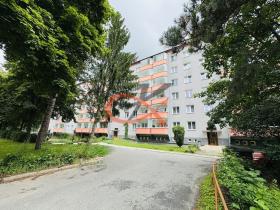 Prodej bytu 3+1, Rožnov pod Radhoštěm, 5. května, 64 m2