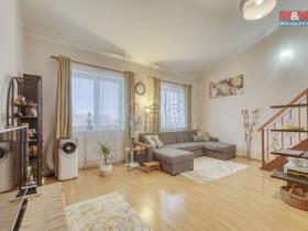 Prodej bytu 3+kk, Šestajovice, Komenského, 78 m2