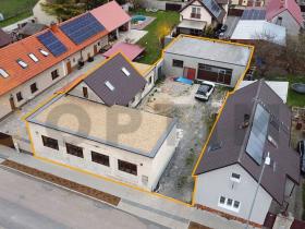 Prodej obchodního prostoru, Bříství, 240 m2