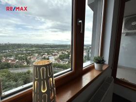 Prodej bytu 1+kk, Praha - Krč, Antala Staška, 49 m2