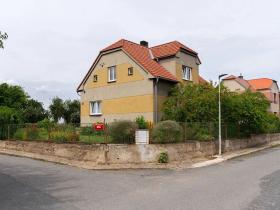 Prodej rodinného domu, Podolanka, 147 m2